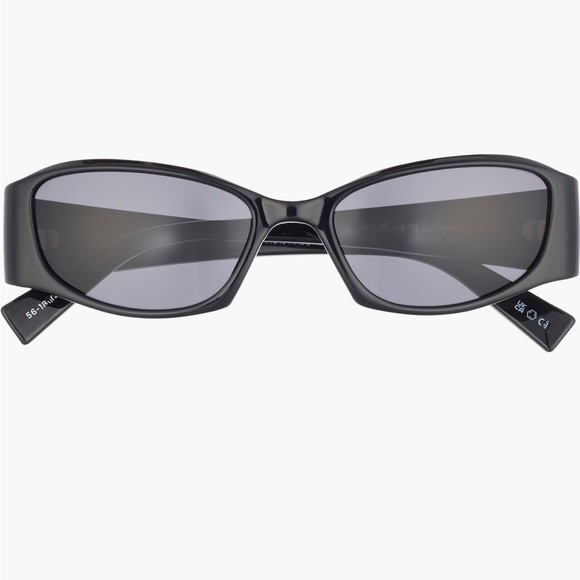 Le Specs Barrier 56mm Oval Sunglasses in black